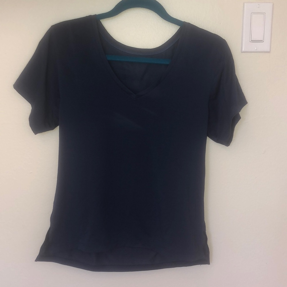 Navy lululemon Tee!